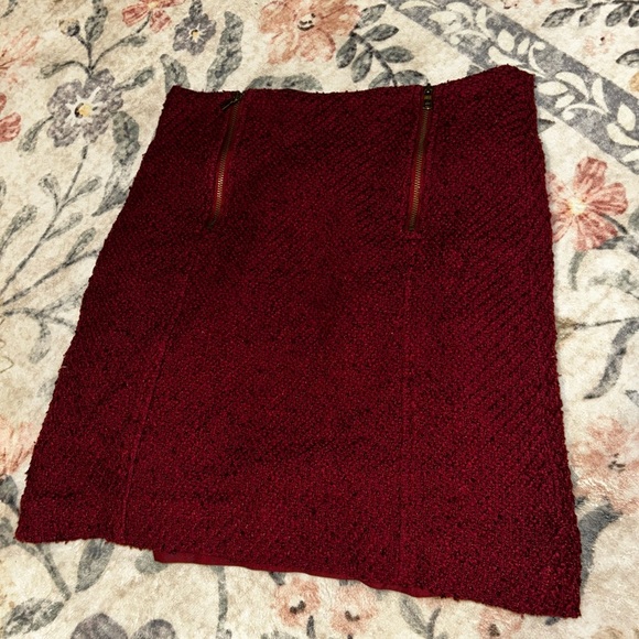 Ann Taylor LOFT Burgundy Skirt with Zippers - Picture 3 of 5